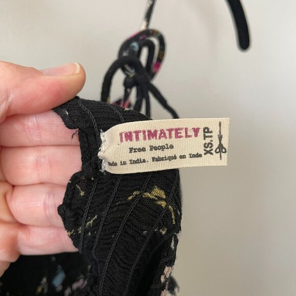 Free People Garen Party Floral Print Smocked Tiered Casual Maxi Dress Black XS - Picture 9 of 9